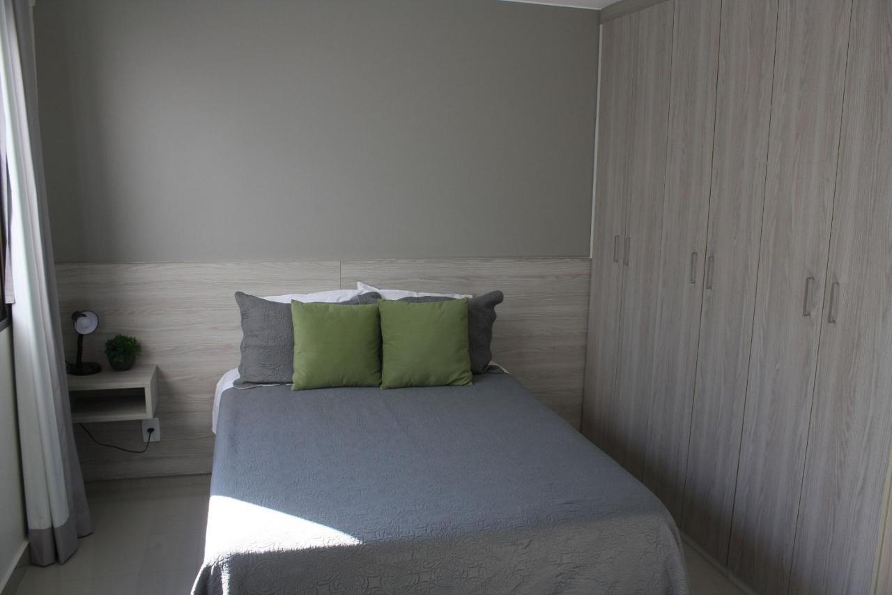 Flat Noroeste Square By Centoedez